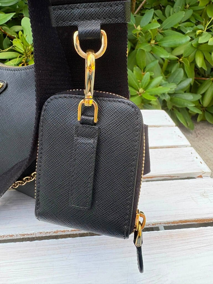 Prada Re-Edition 2005 Saffiano Leather Shoulder Bag