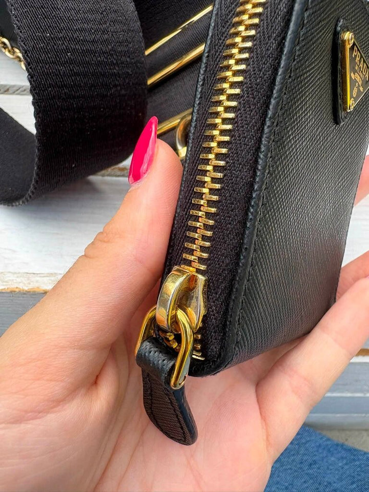 Prada Re-Edition 2005 Saffiano Leather Shoulder Bag