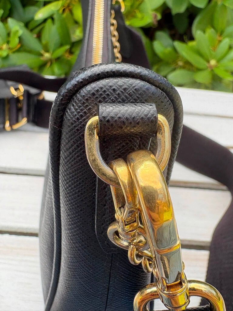 Prada Re-Edition 2005 Saffiano Leather Shoulder Bag