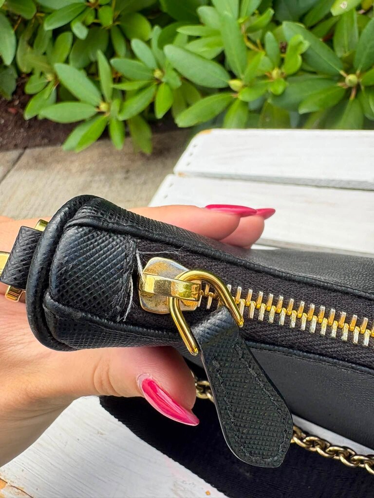 Prada Re-Edition 2005 Saffiano Leather Shoulder Bag