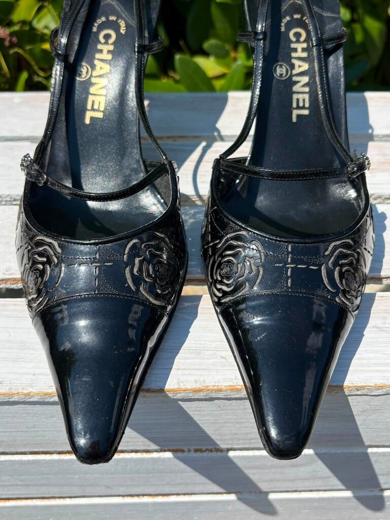 Chanel Camellia Floral Slingback Patent Leather Pumps - Size 41