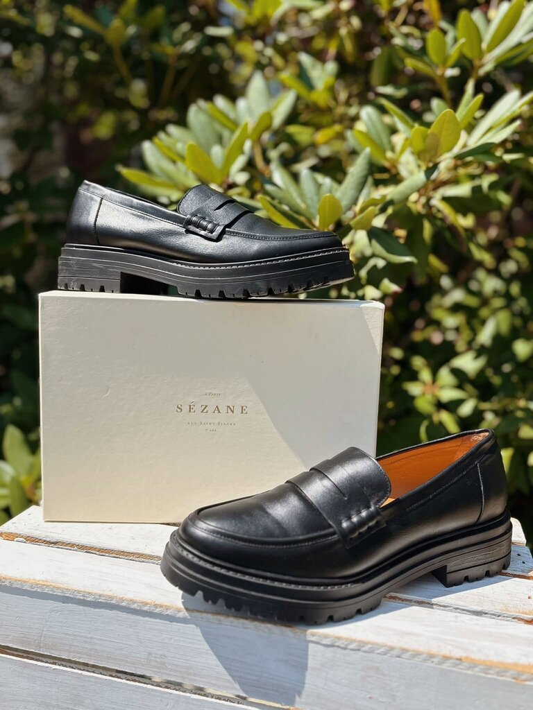 Sezane Albane Loafers in Smooth Black - Size 41 (Retails for $230)