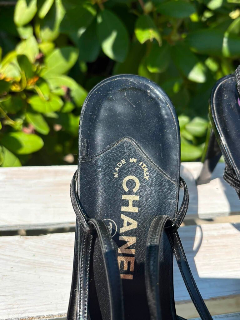 Chanel Camellia Floral Slingback Patent Leather Pumps - Size 41