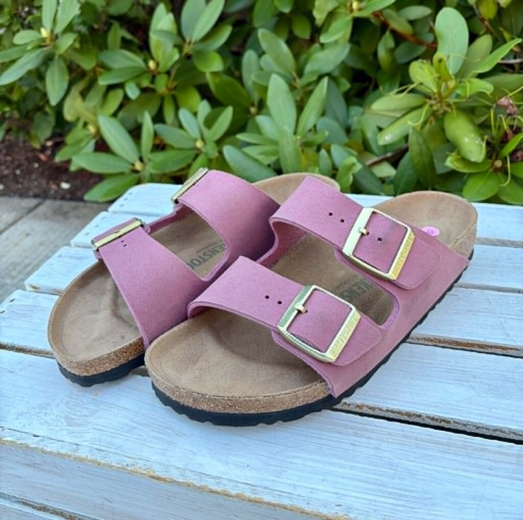 Birkenstock Arizona Synthetik Sandals in Berry Crush - Size 38