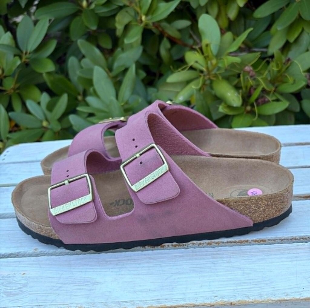 Birkenstock Arizona Synthetik Sandals in Berry Crush - Size 38