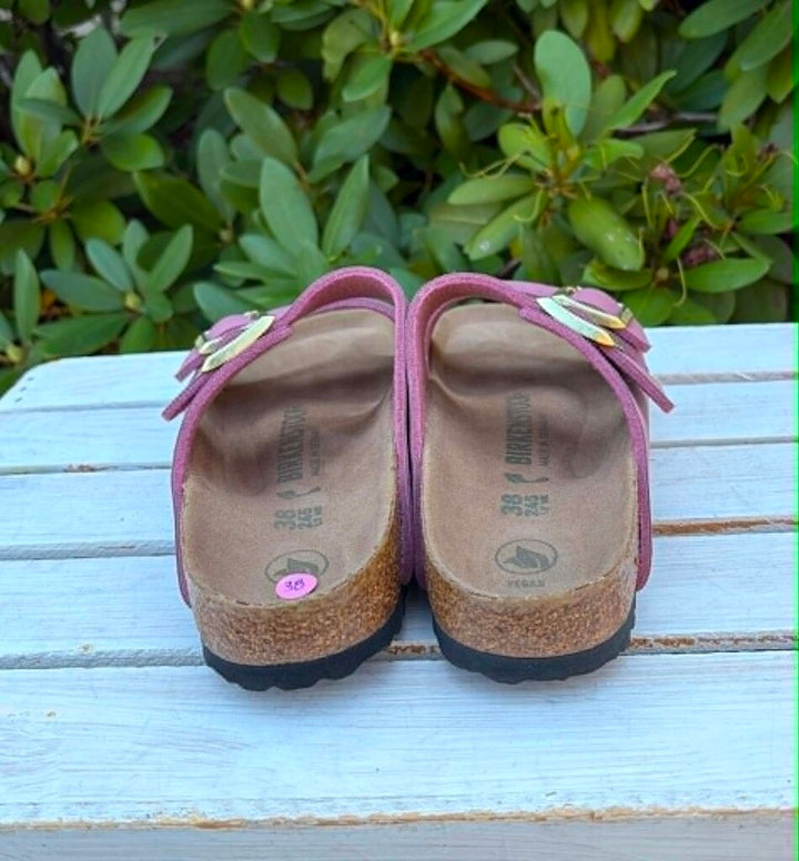 Birkenstock Arizona Synthetik Sandals in Berry Crush - Size 38