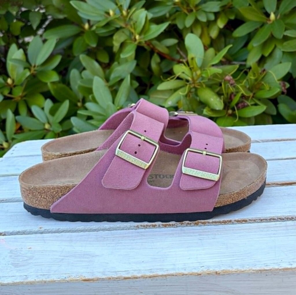 Birkenstock Arizona Synthetik Sandals in Berry Crush - Size 38