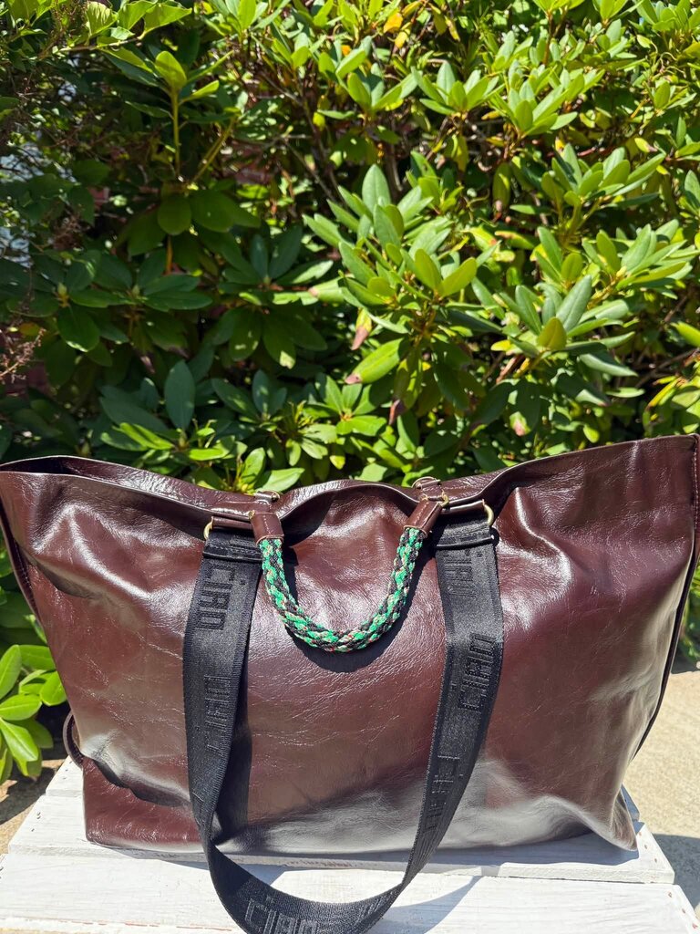 Clare V Grande Bateau Leather Tote (Retails For $545)