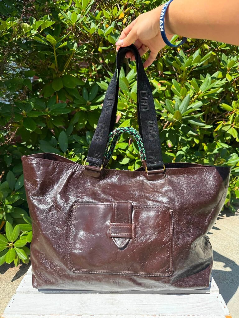 Clare V Grande Bateau Leather Tote (Retails For $545)