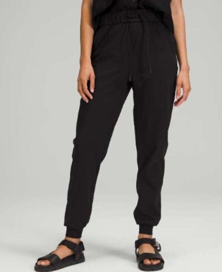 Lululemon Stretch High-Rise Joggers - Size 8