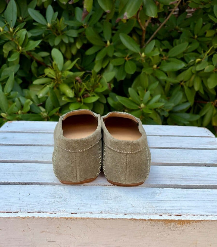 Jack Rogers Millie Glitter Moccasins - Size 9