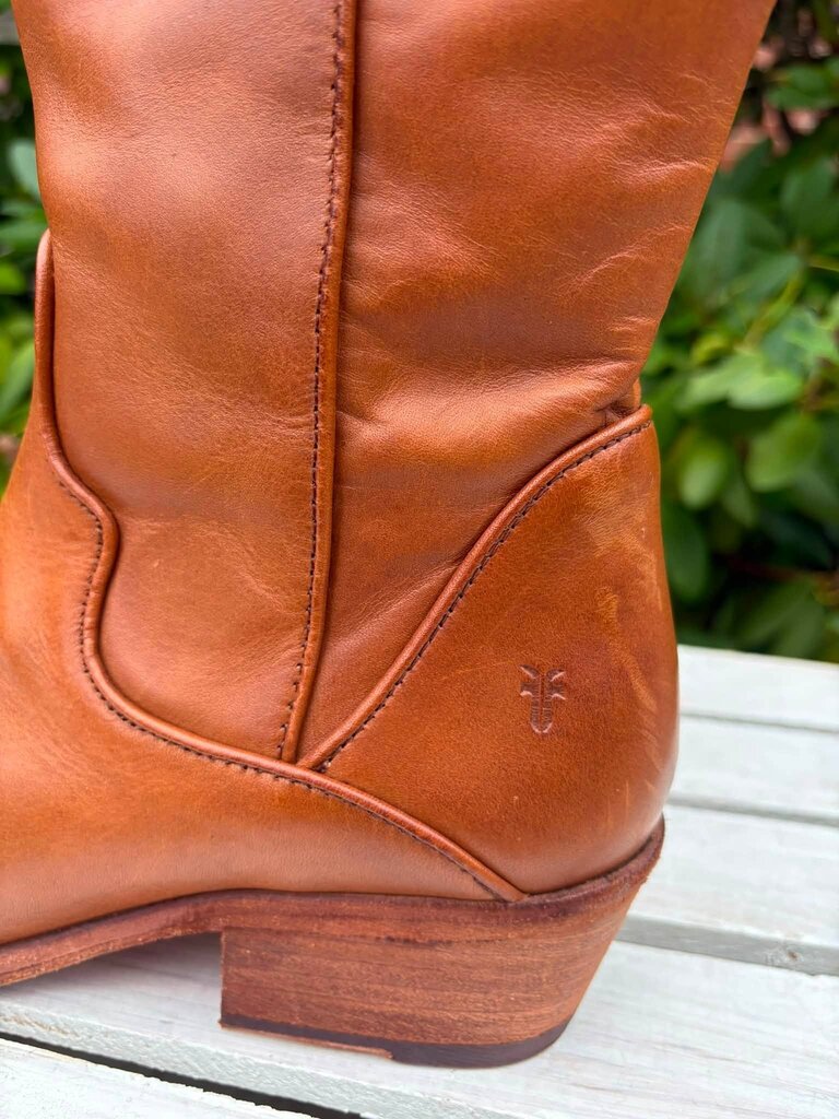Frye Carson Indiana Leather Boots - Size 9