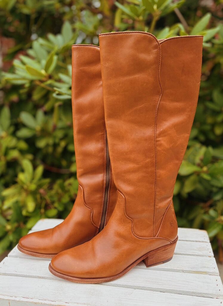 Frye Carson Indiana Leather Boots - Size 9
