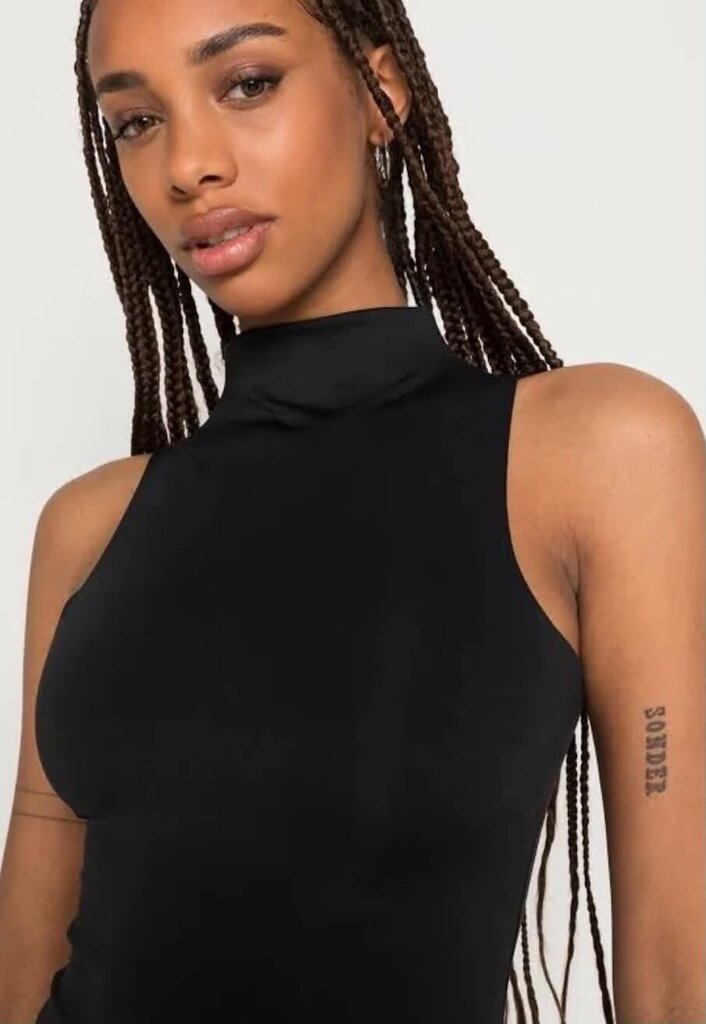 Good American Weightless Mock Neck Thong Bodysuit NWT Size- 4/XL