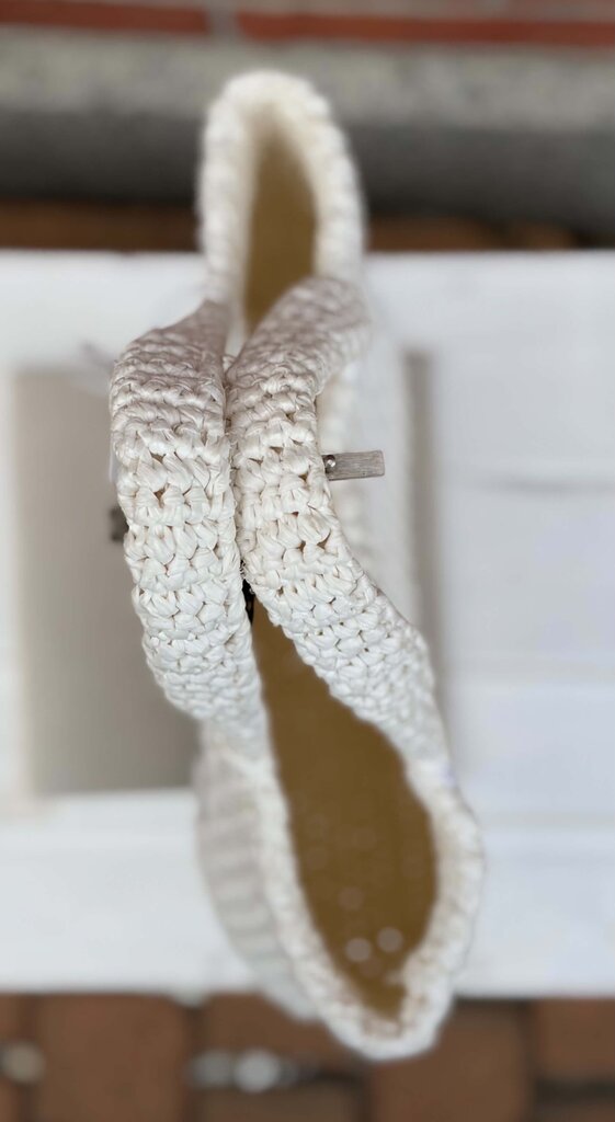 Prada Raffia NWT Crochet Small Tote Bag In White