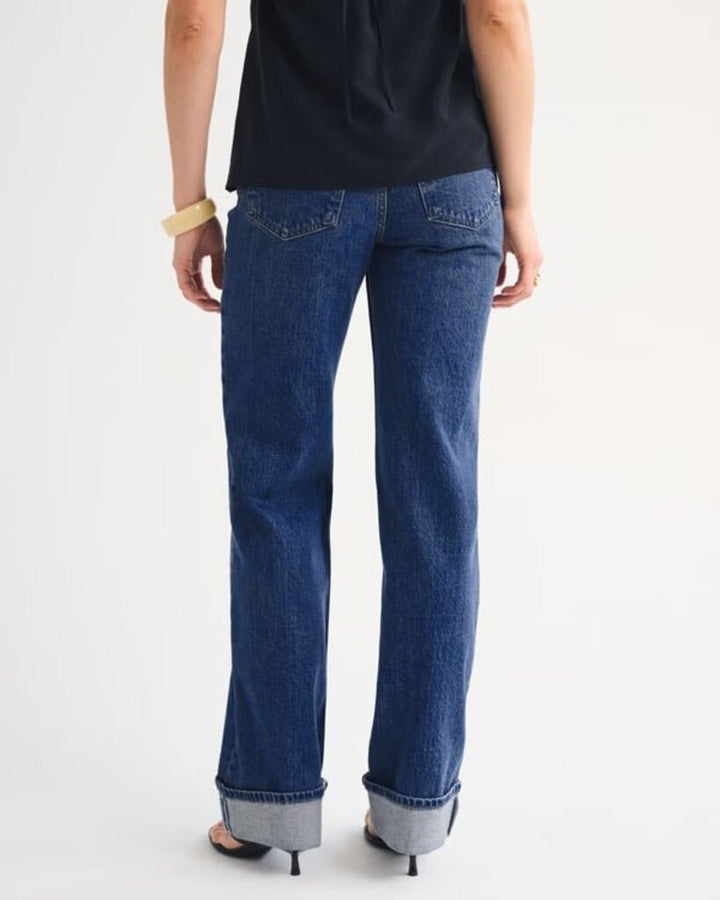 Abercrombie & Fitch NWT High Rise 90s Relaxed Jean - Size 26 (Retails for $100)