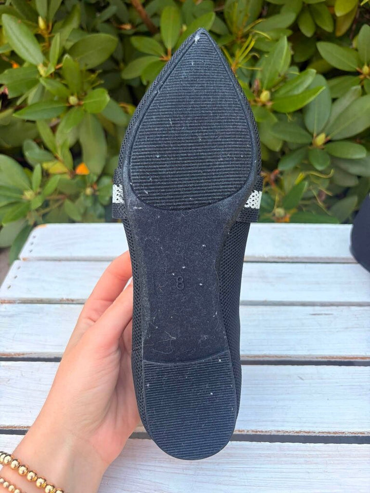 Tahari Florentia Pointed Toe Knit Loafer - Size 8 (Retails For $60)
