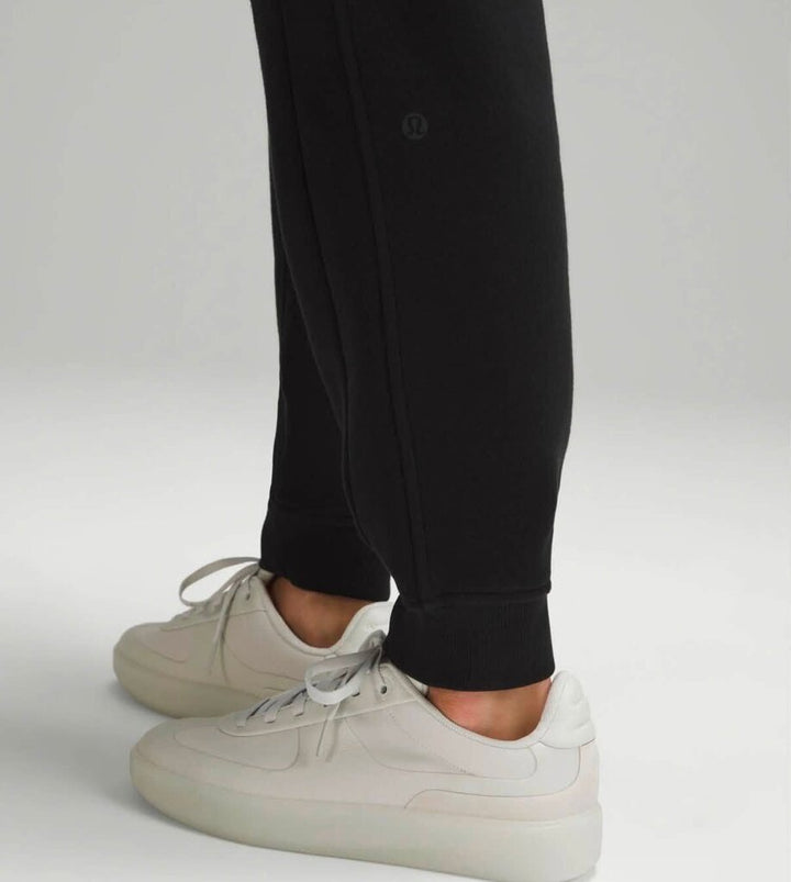 Lululemon Scuba High-Rise Joggers - Size 8 (Retails For $118)