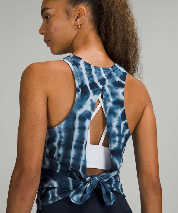 Lululemon All Tied Up Tank Top in Shibori Square Ocean Air True Navy - Size Small