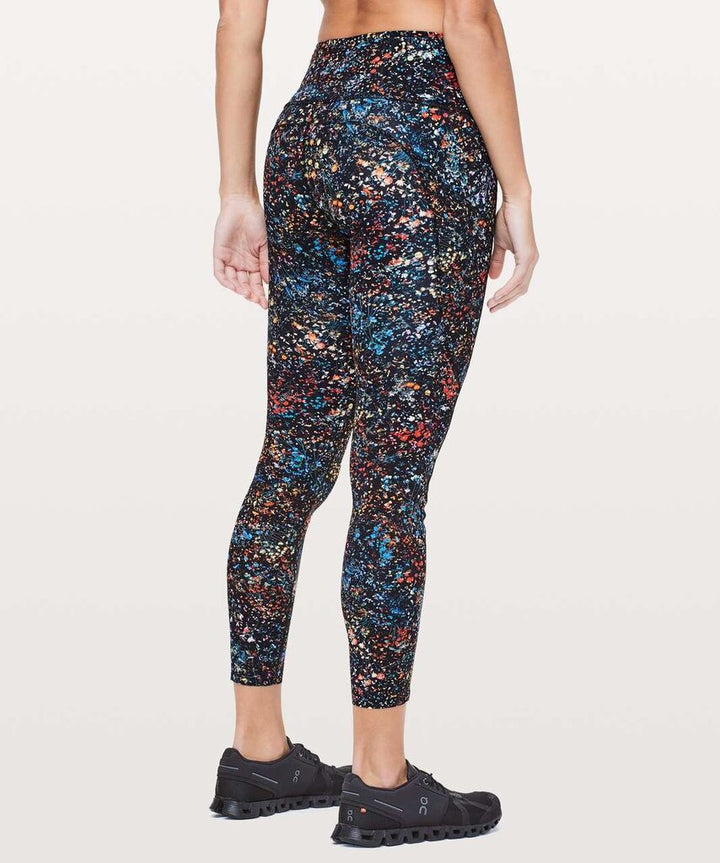 Lululemon Fast & Free 7/8 Leggings in Flowerescent Multi - Size 6