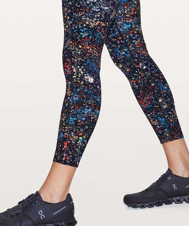 Lululemon Fast & Free 7/8 Leggings in Flowerescent Multi - Size 6