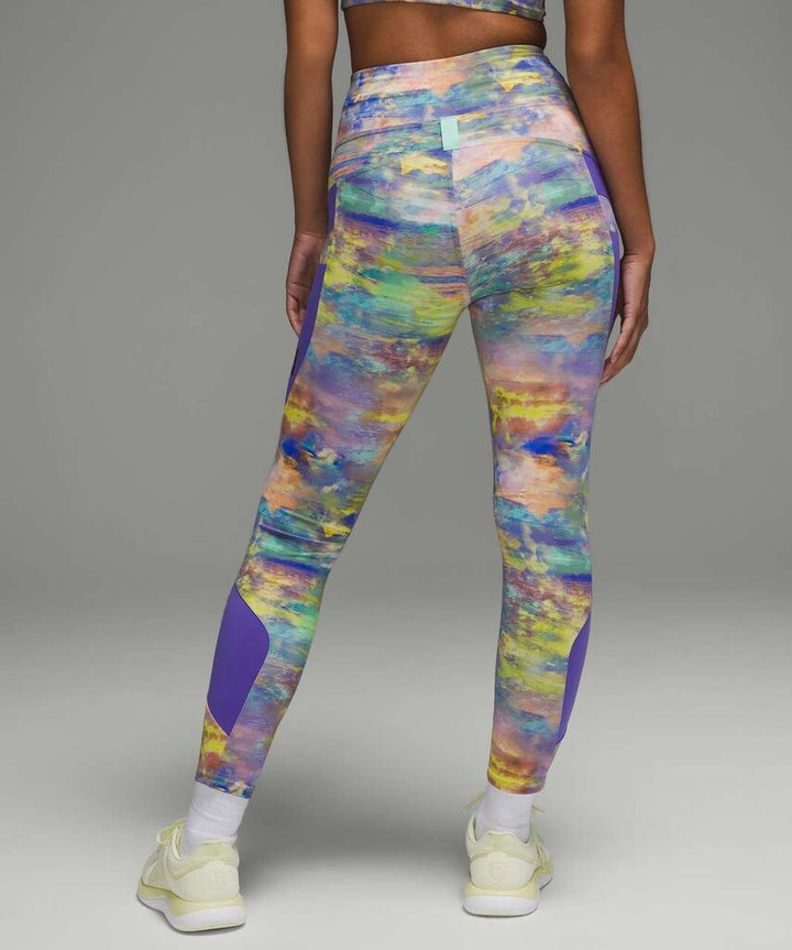 Lululemon Cargo Super-High-Rise Hiking Leggings in Altered Nature Multi - Size 6