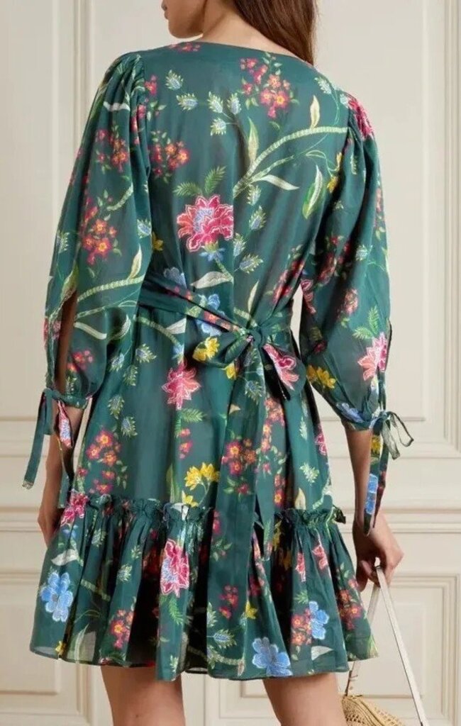 Cara Cara Millbrook Tie-Waist Dress in Ophelia Floral Emerald - Size Medium