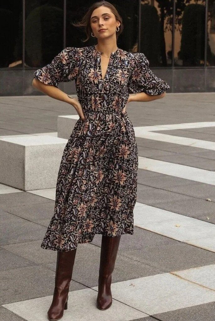 Mille Celeste Dress in Midnight Garden Floral Midi Dress - Size Small
