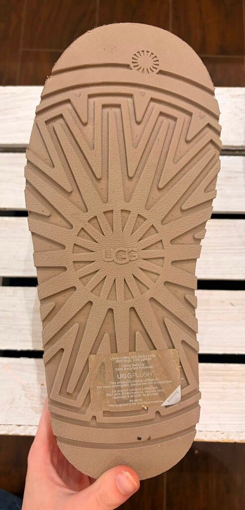 Ugg Tazz II Slippers In Chestnut - Size 8 (Retails for $150)