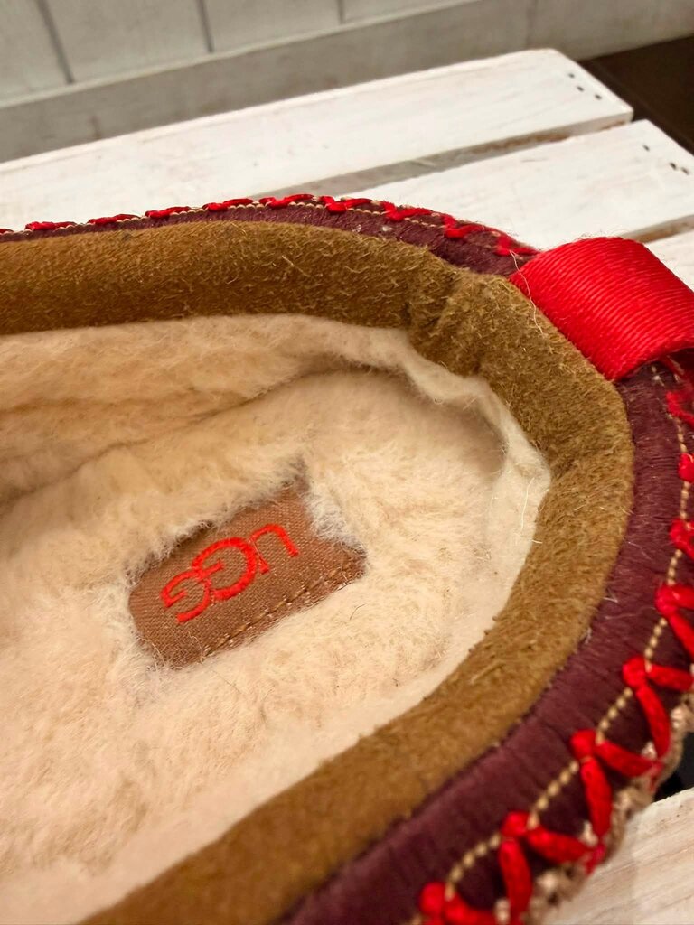 Ugg Tazz II Slippers In Chestnut - Size 8 (Retails for $150)
