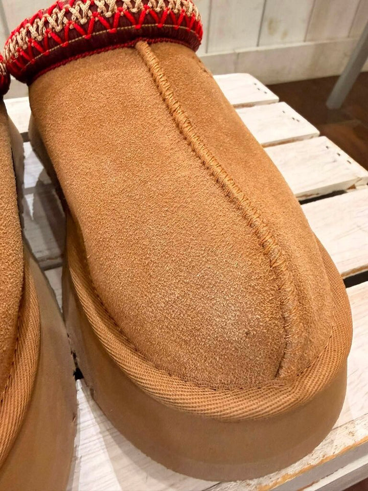 Ugg Tazz II Slippers In Chestnut - Size 8 (Retails for $150)