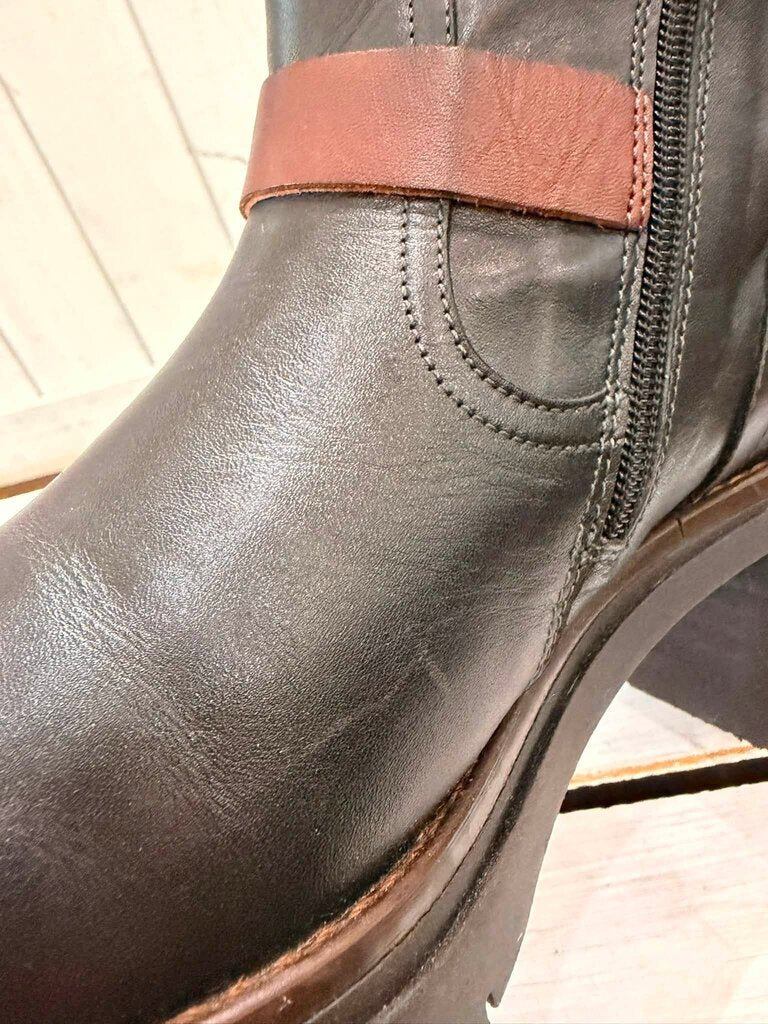 Pikolinos Soria Boots - Size 39