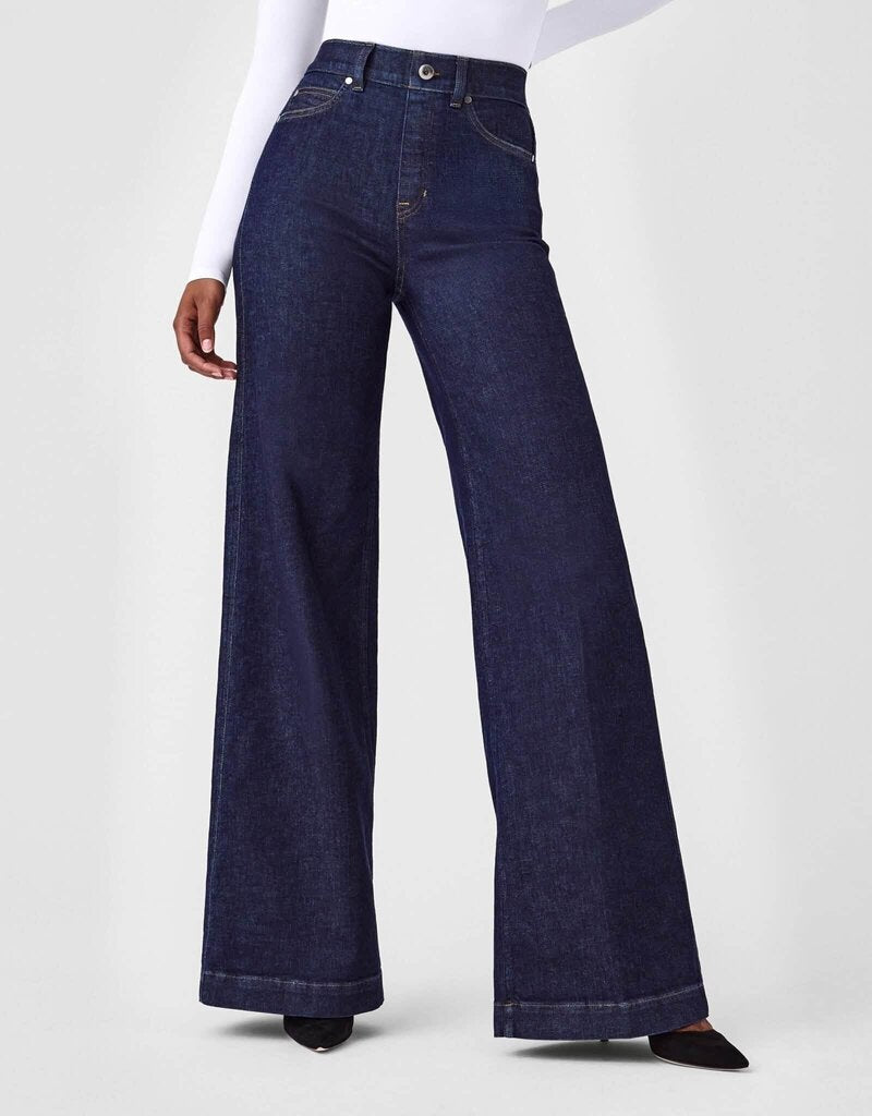 Spanx EveryWear Wide Leg Jeans in Raw Indigo - Size Large (Retails for $148)