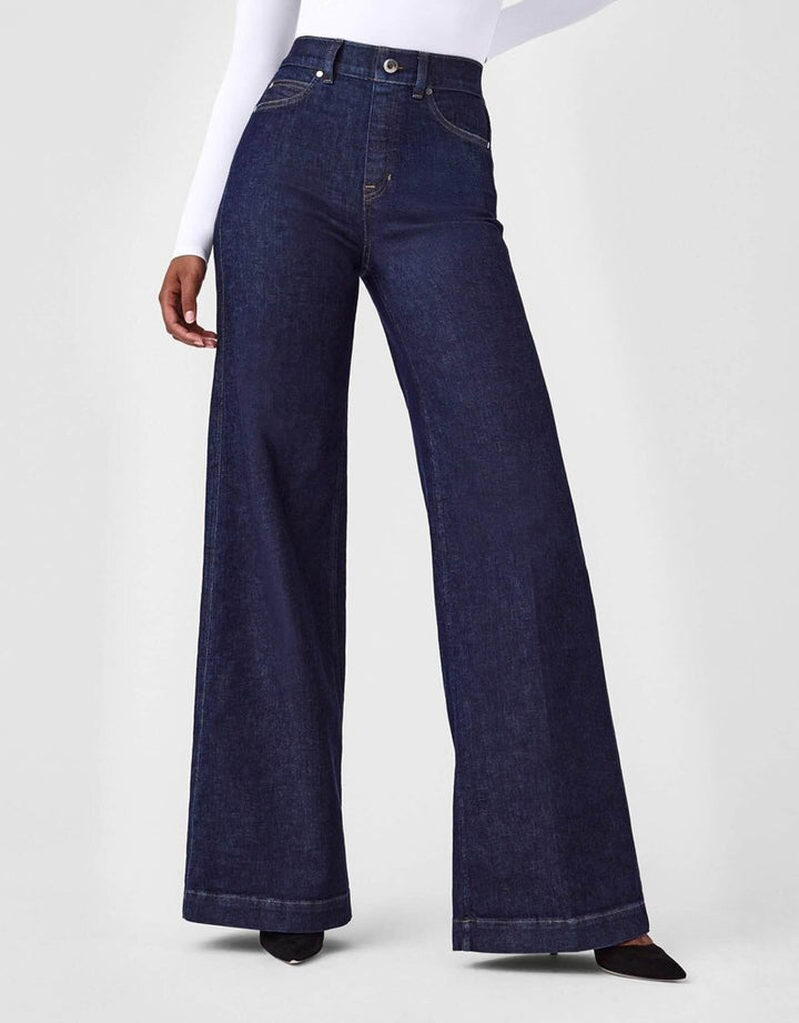 Spanx EveryWear Wide Leg Jeans in Raw Indigo - Size Large (Retails for $148)