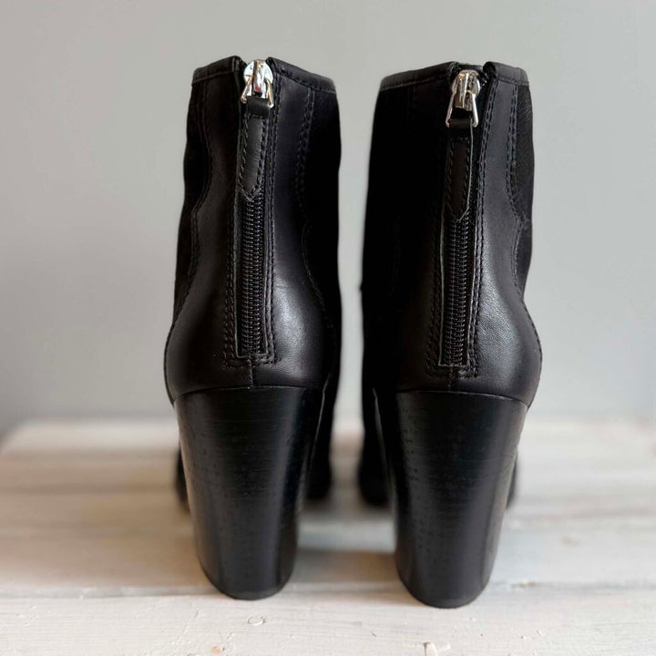 Dolce Vita Noraya Boots - Size 8.5