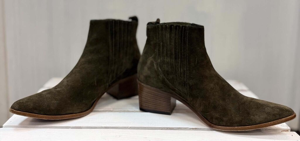M. Gemi Suede Boots - Size 37.5