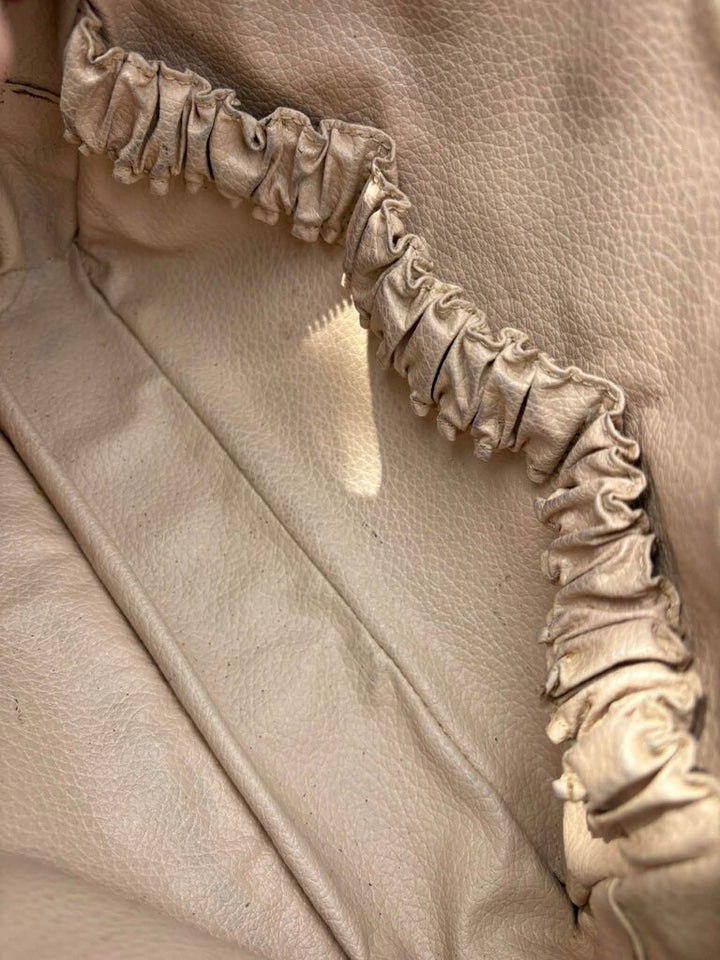 Louis Vuitton Monogram Trouse Toilette 23