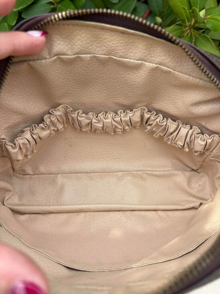 Louis Vuitton Monogram Trouse Toilette 23