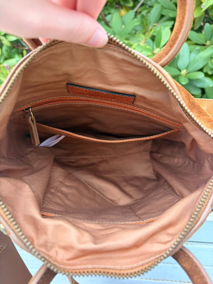 Hobo Maggie Crossbody Bag
