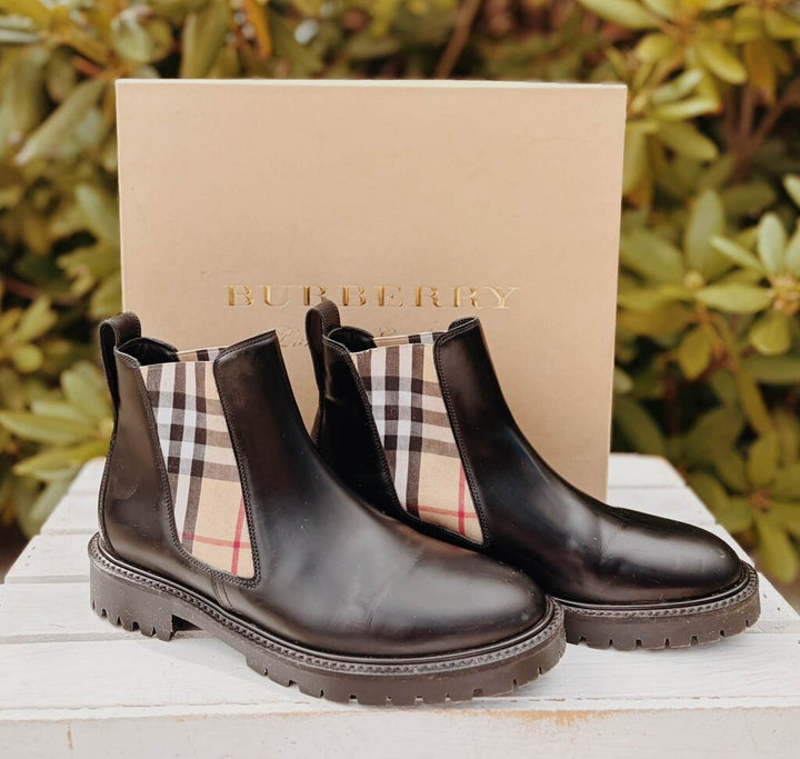 Burberry Allostock Check Leather Chelsea Boots - Size 37 (Retails for $1,050)
