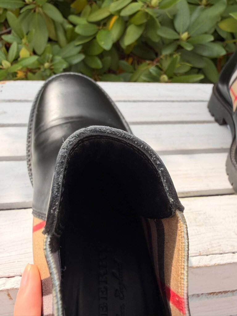 Burberry Allostock Check Leather Chelsea Boots - Size 37 (Retails for $1,050)