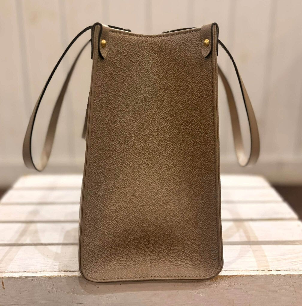 Louis Vuitton Monogram On The Go MM