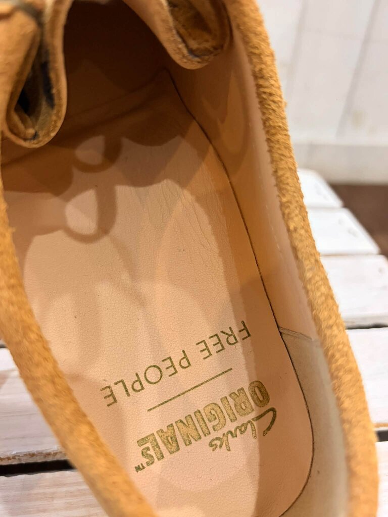 Clarks X Free People Wallabees - Size 8