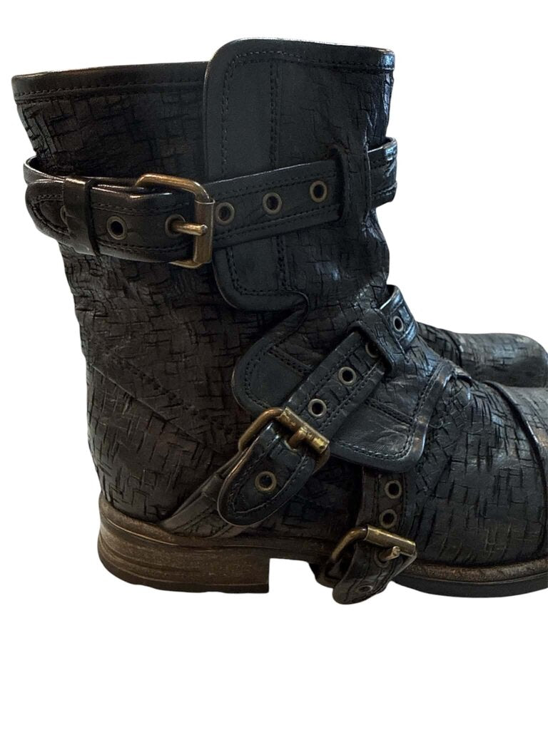 UGG Elisabeta Weave Moto Boots - Size 8.5