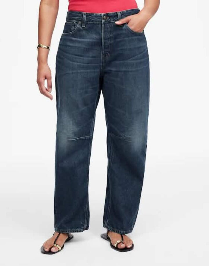 Madewell The Curvy Darted Barrel-Leg Jeans - Size 31 (Retails $148)