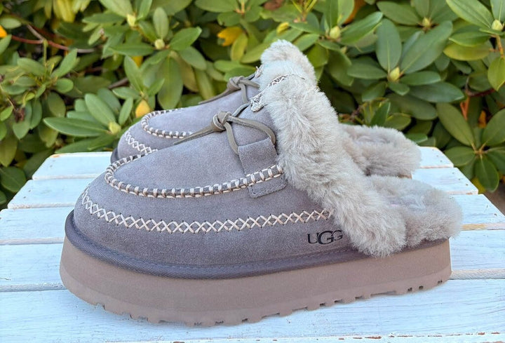 Ugg Disquette Alpine Slippers - Size 9