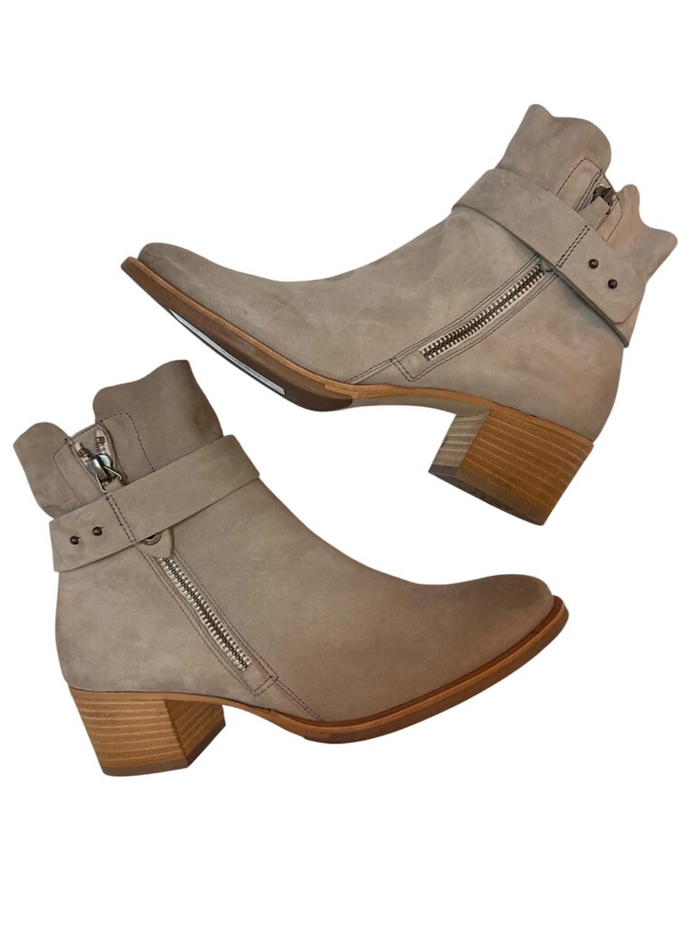 Paul Green Ankle Boots - Size 7
