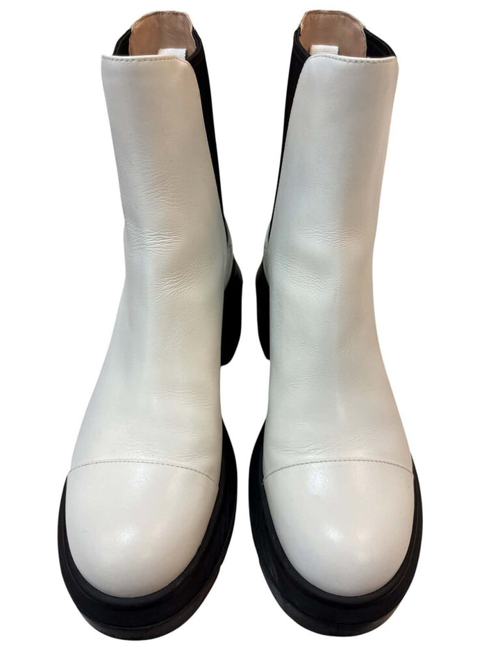 Stuart Weitzman Norah Chelsea Boot - Size 6.5