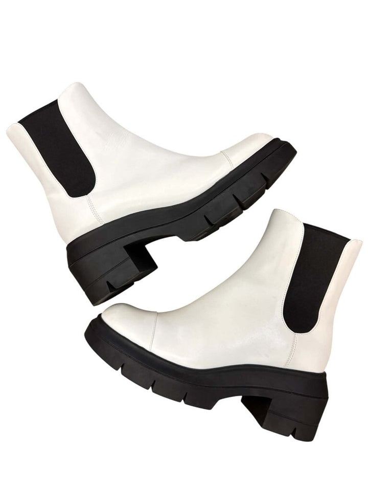 Stuart Weitzman Norah Chelsea Boot - Size 6.5