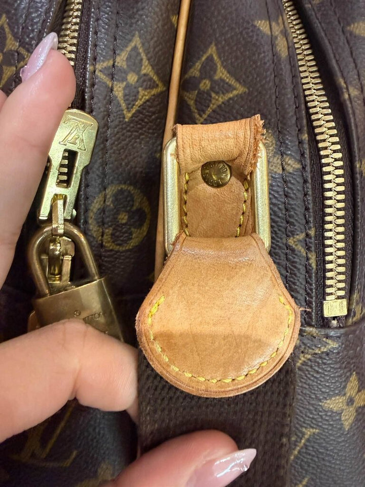 Louis Vuitton Monogram Reporter